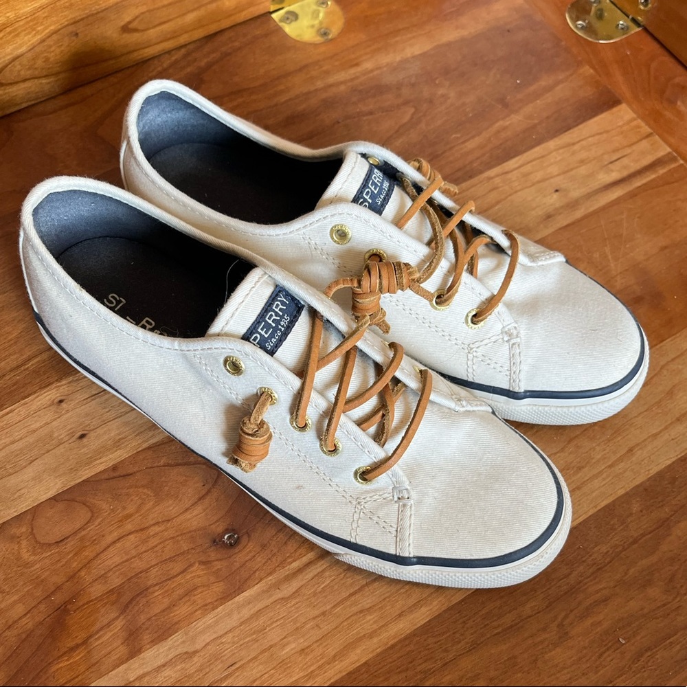 Sperry Casual Canvas Sneaker